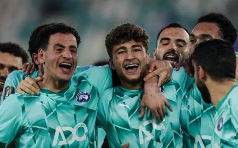 بعد حادث المصعد.. رئيس نادي بيراميدز يشكر وزير الرياضة على متابعة حالة اللاعبين